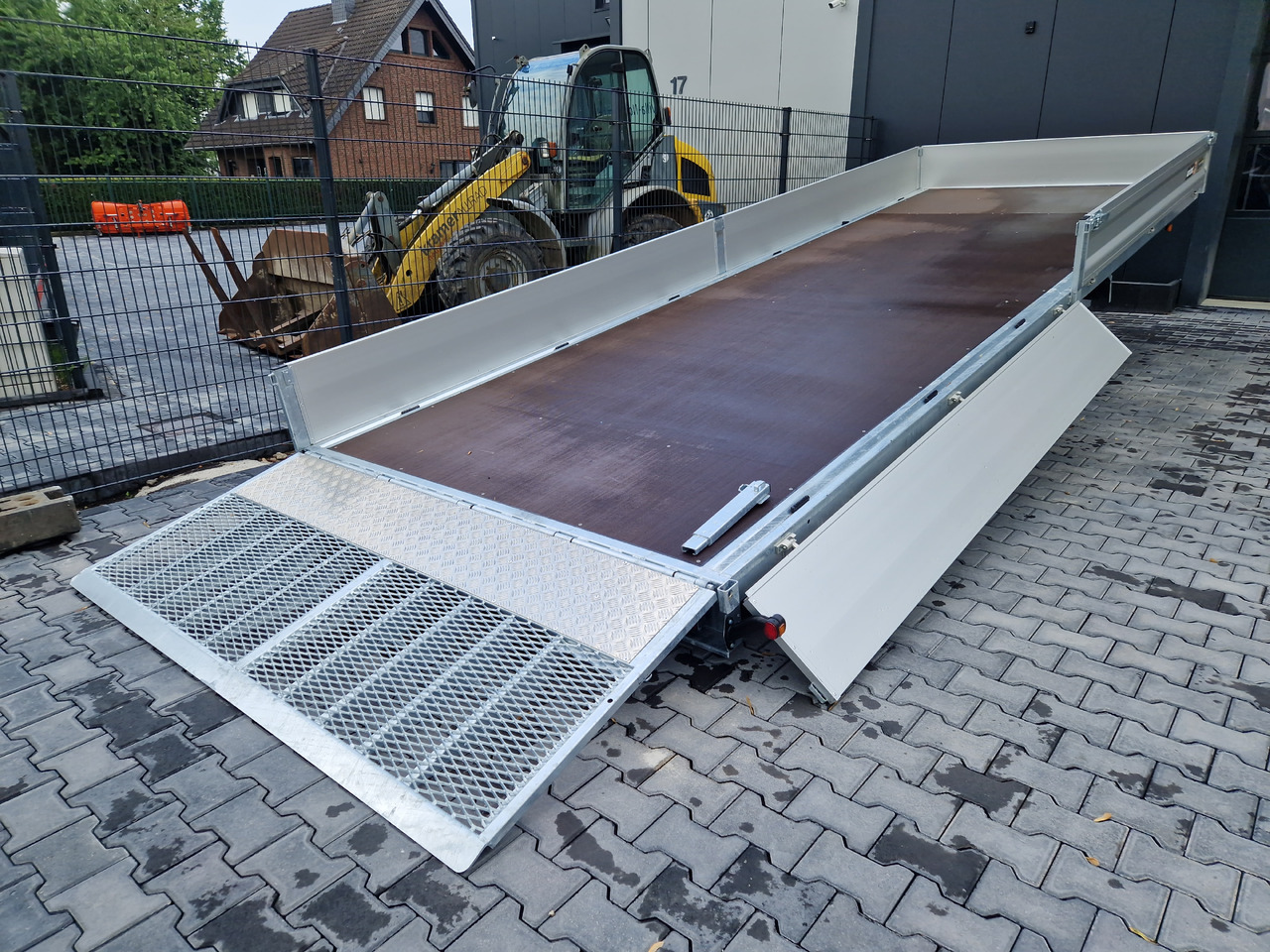 Variant Maschinentransporter 3562 UX Maxi Load 620x210x30cm LED Felgen black 3500kg 2025 - Gépszállító utánfutó: 3 kép. Variant Maschinentransporter 3562 UX Maxi Load 620x210x30cm LED Felgen black 3500kg 2025 - Gépszállító utánfutó: 3 kép.