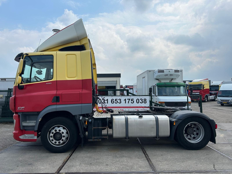 DAF CF 370 FT - Nyergesvontató: 2 kép. DAF CF 370 FT - Nyergesvontató: 2 kép.