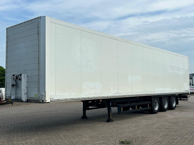 Schmitz Cargobull 3 axle SAF DRUM TUV 04-04 2026 - Félpótkocsi dobozos: 3 kép. Schmitz Cargobull 3 axle SAF DRUM TUV 04-04 2026 - Félpótkocsi dobozos: 3 kép.