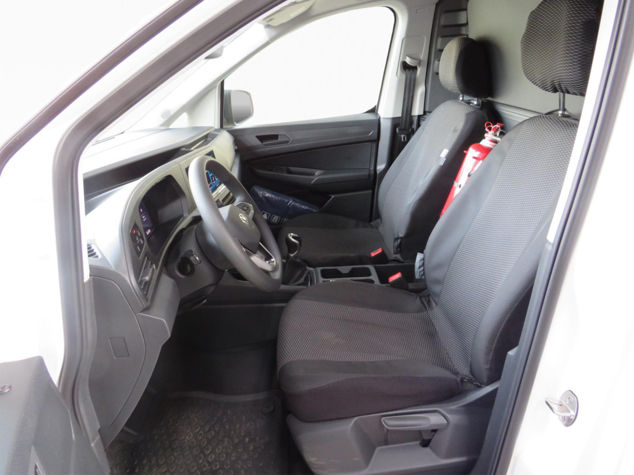 VOLKSWAGEN Caddy Cargo 2.0 TDI 75 kW Klima ZV - Kis furgon: 2 kép. VOLKSWAGEN Caddy Cargo 2.0 TDI 75 kW Klima ZV - Kis furgon: 2 kép.