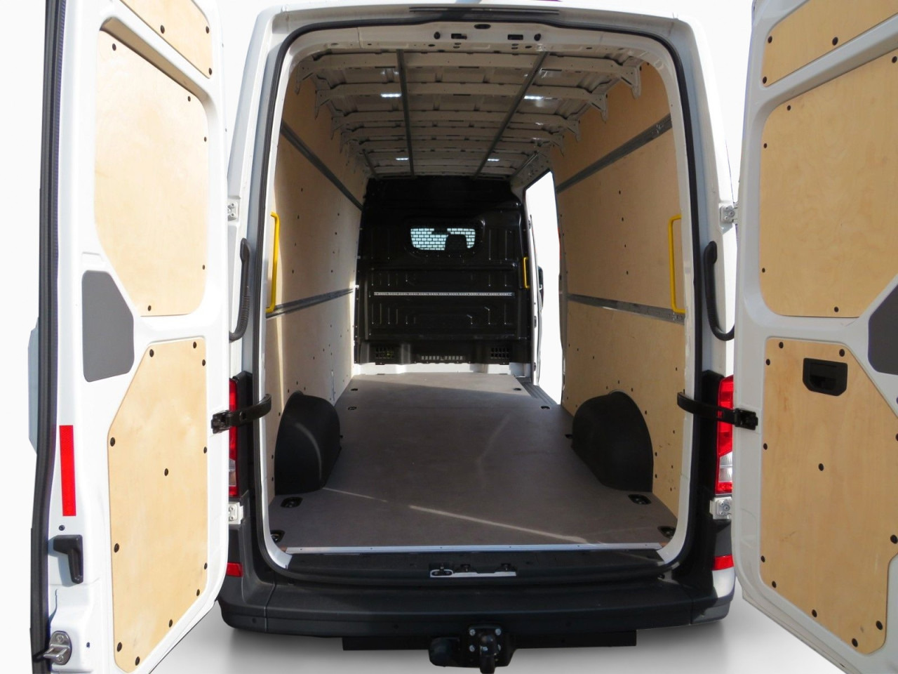VOLKSWAGEN Crafter 35 L4H3 Kasten Euro6 Klima ZV - Furgon: 3 kép. VOLKSWAGEN Crafter 35 L4H3 Kasten Euro6 Klima ZV - Furgon: 3 kép.