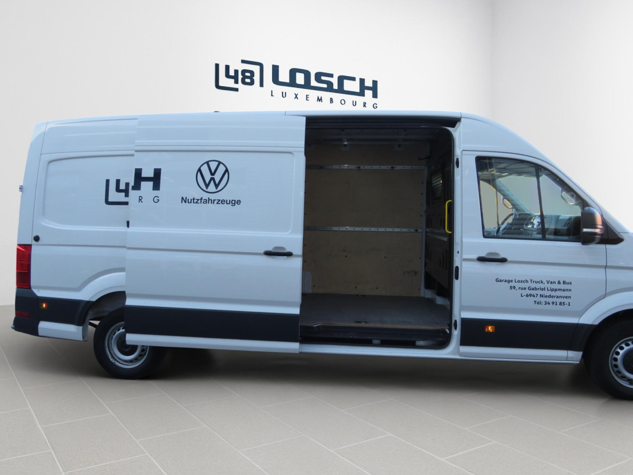VOLKSWAGEN Crafter 35 L4H3 Kasten Klima AHK ZV - Furgon: 4 kép. VOLKSWAGEN Crafter 35 L4H3 Kasten Klima AHK ZV - Furgon: 4 kép.