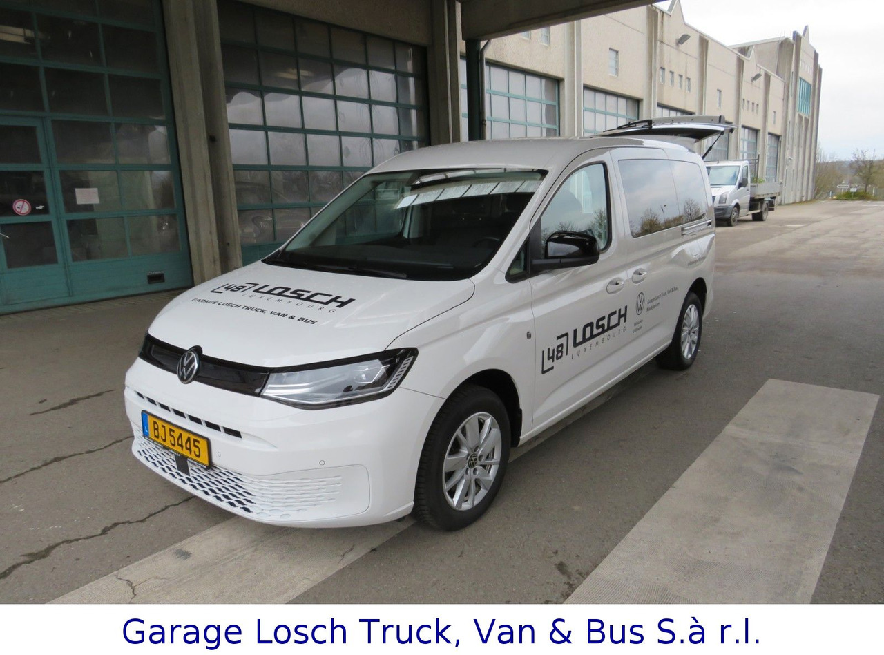Volkswagen Caddy Maxi 2.0 TDI Kombi Rollstuhlumbau - Autó: 2 kép. Volkswagen Caddy Maxi 2.0 TDI Kombi Rollstuhlumbau - Autó: 2 kép.
