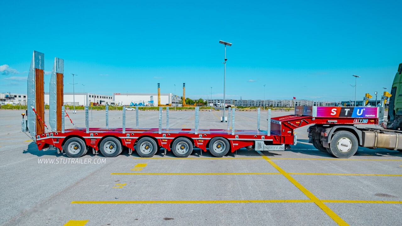 STU 5 Axle Lowbed / Extendable - Félpótkocsi mélybölcsős: 2 kép. STU 5 Axle Lowbed / Extendable - Félpótkocsi mélybölcsős: 2 kép.