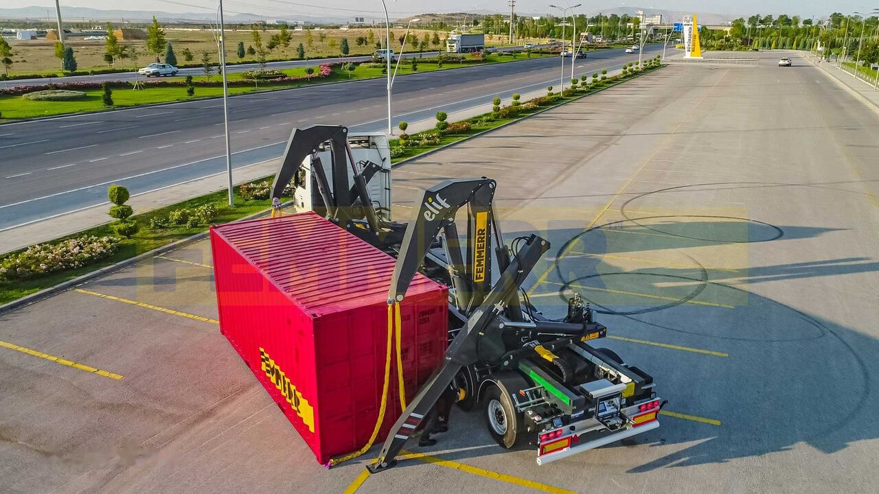 STU Side Lifter Trailer / Side Loader Trailer - Félpótkocsi cserefelépítményes: 1 kép. STU Side Lifter Trailer / Side Loader Trailer - Félpótkocsi cserefelépítményes: 1 kép.