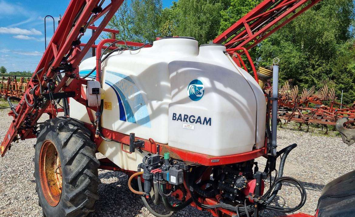 BARGAM Elios 3200 - Vontatott permetezők: 4 kép. BARGAM Elios 3200 - Vontatott permetezők: 4 kép.