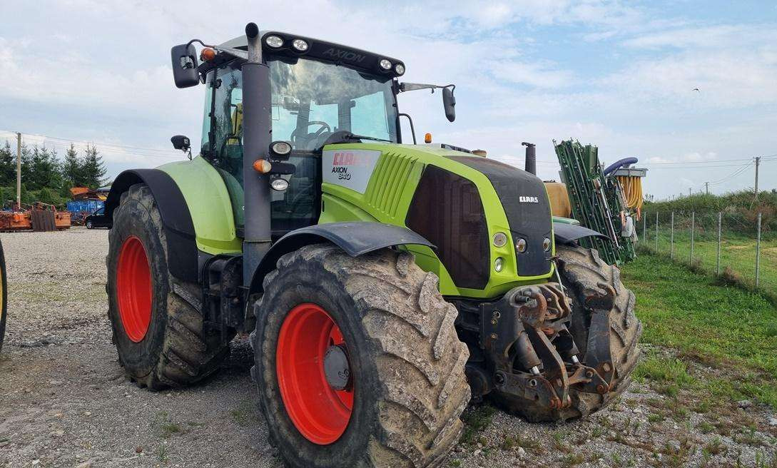 Claas Axion 840 - Traktor: 1 kép. Claas Axion 840 - Traktor: 1 kép.