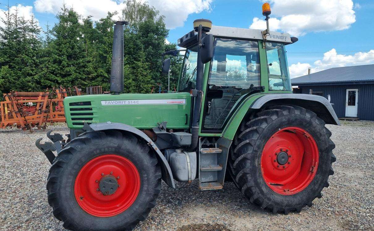Fendt 514C - Traktor: 5 kép. Fendt 514C - Traktor: 5 kép.