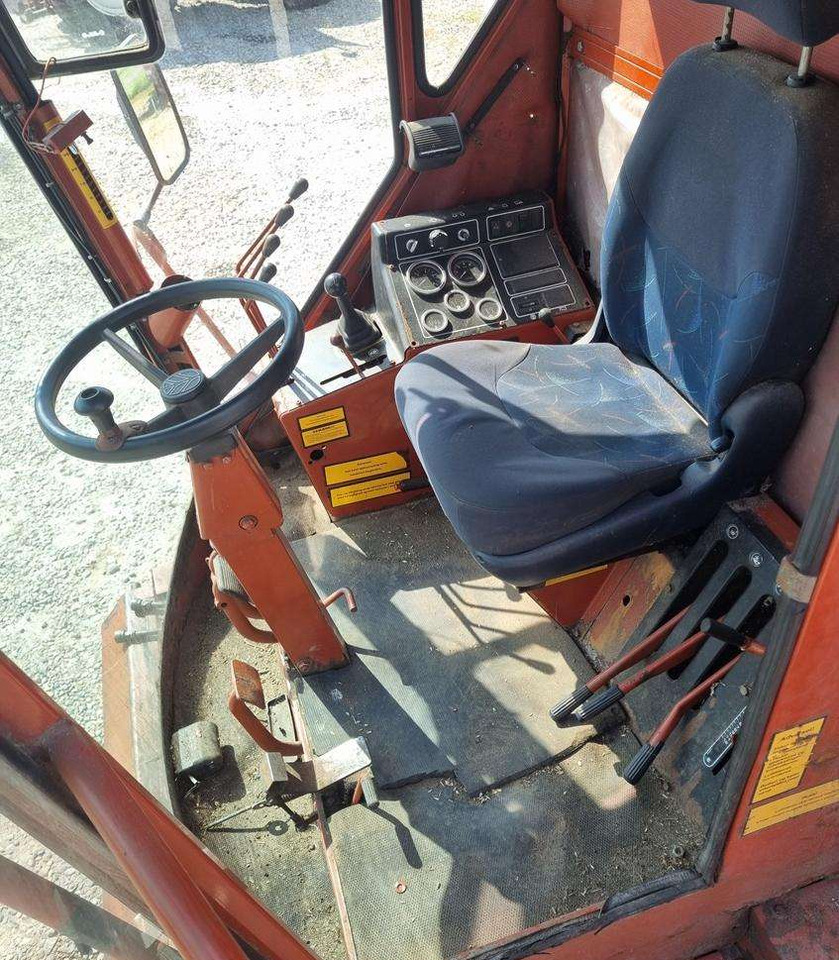 Laverda 3650 - Kombájn: 5 kép. Laverda 3650 - Kombájn: 5 kép.