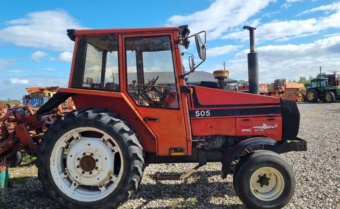 Valmet 505 - Traktor: 3 kép. Valmet 505 - Traktor: 3 kép.
