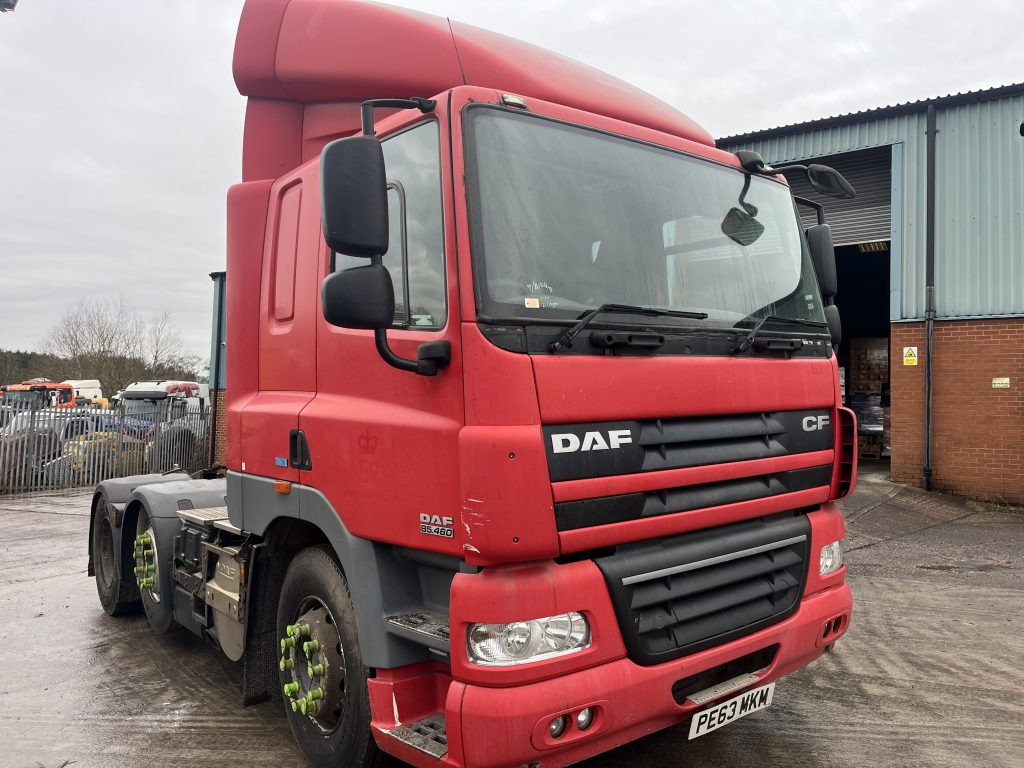DAF CF 85 460 - Nyergesvontató: 1 kép. DAF CF 85 460 - Nyergesvontató: 1 kép.