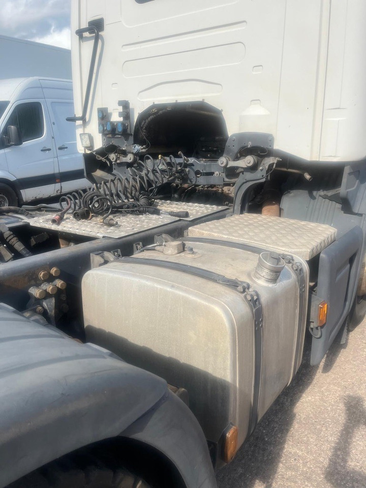 Scania G480 - Nyergesvontató: 3 kép. Scania G480 - Nyergesvontató: 3 kép.