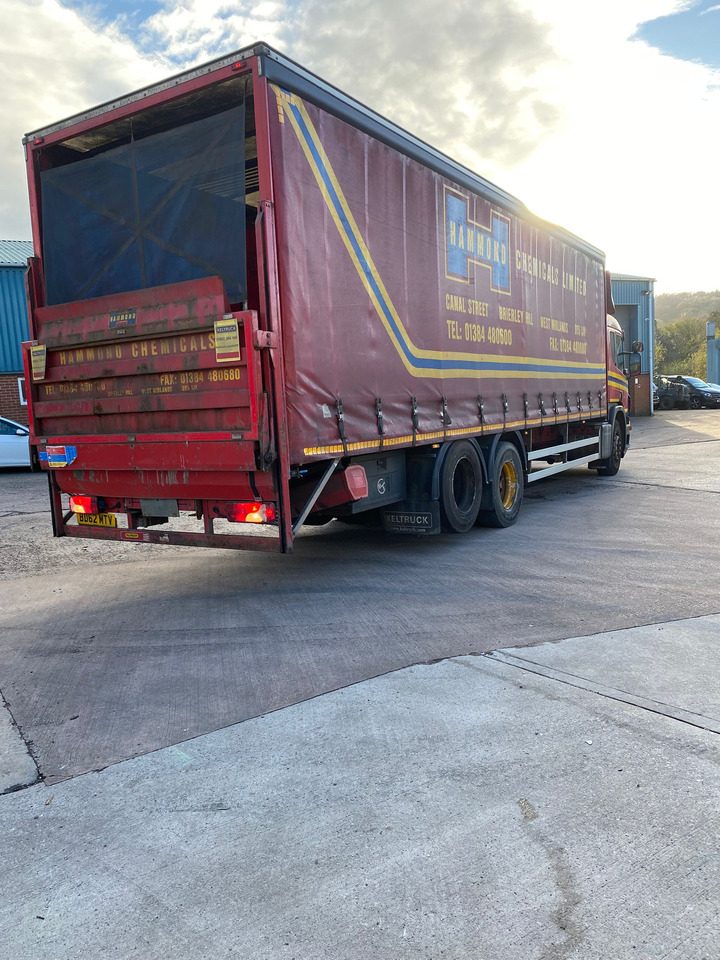 Scania P280 6x2 Curtain side - Ponyvás teherautó: 3 kép. Scania P280 6x2 Curtain side - Ponyvás teherautó: 3 kép.