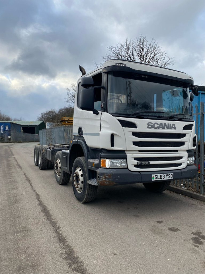 Scania P360 8x4 Chassis Cab - Alvaz teherautó: 1 kép. Scania P360 8x4 Chassis Cab - Alvaz teherautó: 1 kép.