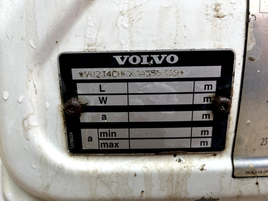 VOLVO FM9 260 6X2 lízing VOLVO FM9 260 6X2: 14 kép.