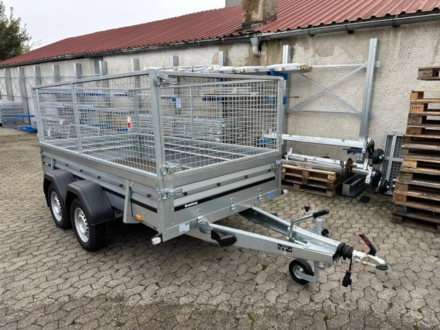 Brenderup Tieflader 2300S Stahl mit Laubgitter, 2,0 to. 3010x1530x400mm - Autó utánfutó: 1 kép. Brenderup Tieflader 2300S Stahl mit Laubgitter, 2,0 to. 3010x1530x400mm - Autó utánfutó: 1 kép.