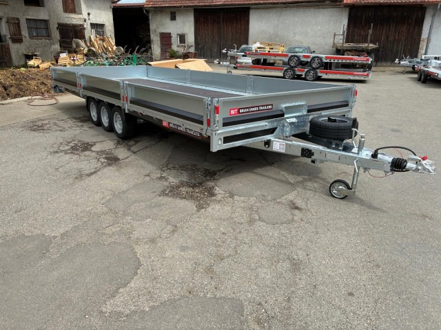 Brian James Cargo Connect Universalanhänger 476-6024-35-3-12, 6000 x 2430 x 300 mm, 3,5 to., 12 Zoll - Autó utánfutó: 1 kép. Brian James Cargo Connect Universalanhänger 476-6024-35-3-12, 6000 x 2430 x 300 mm, 3,5 to., 12 Zoll - Autó utánfutó: 1 kép.