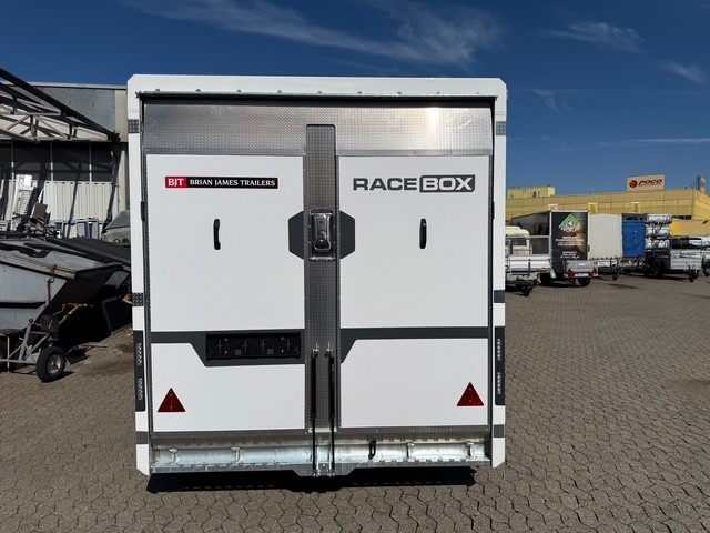 Új Pótkocsi autószállító Brian James Race Box 610-5019-30-2-12-W, 5090x1930x2010mm, 3,0 to.: 19 kép. Új Pótkocsi autószállító Brian James Race Box 610-5019-30-2-12-W, 5090x1930x2010mm, 3,0 to.: 19 kép.