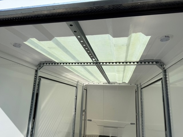 Új Pótkocsi autószállító Brian James Race Box 610-5019-30-2-12-W, 5090x1930x2010mm, 3,0 to.: 17 kép. Új Pótkocsi autószállító Brian James Race Box 610-5019-30-2-12-W, 5090x1930x2010mm, 3,0 to.: 17 kép.