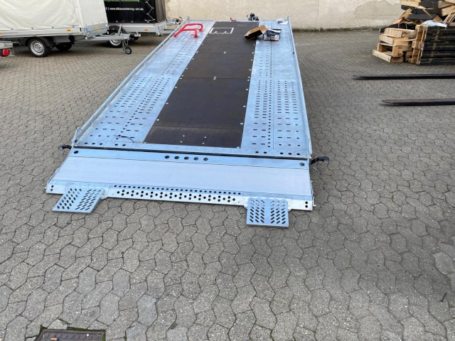 Új Pótkocsi autószállító Brian James T6 Transporter, 230-6553, 5500 x 2220 mm, 3,5 to. kippbar mit Auffahrrampe: 7 kép.