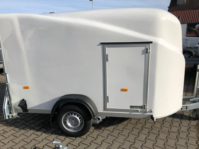 Cheval Liberte Debon Cargo 2 Poly + Türe weiß 1300 kg, 100 km/h, 300x155x168cm - Pótkocsi dobozos: 5 kép. Cheval Liberte Debon Cargo 2 Poly + Türe weiß 1300 kg, 100 km/h, 300x155x168cm - Pótkocsi dobozos: 5 kép.