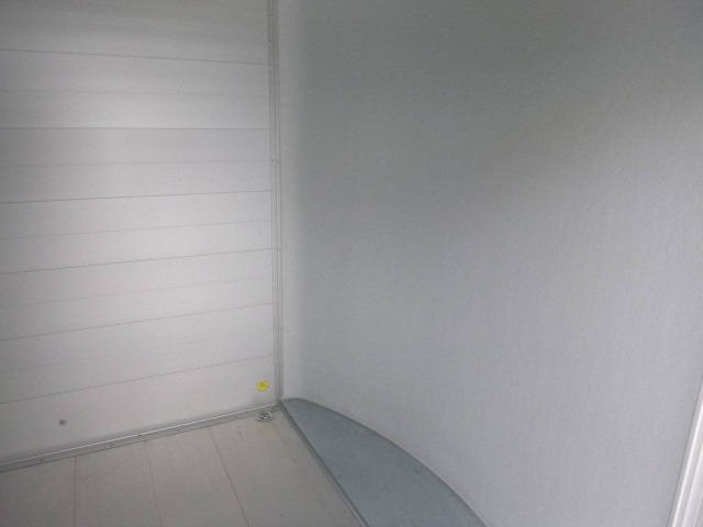 Cheval Liberte Debon Roadster 500 Alu 2600 kg, 100 km/h, 320x167x200cm - Pótkocsi dobozos: 5 kép. Cheval Liberte Debon Roadster 500 Alu 2600 kg, 100 km/h, 320x167x200cm - Pótkocsi dobozos: 5 kép.