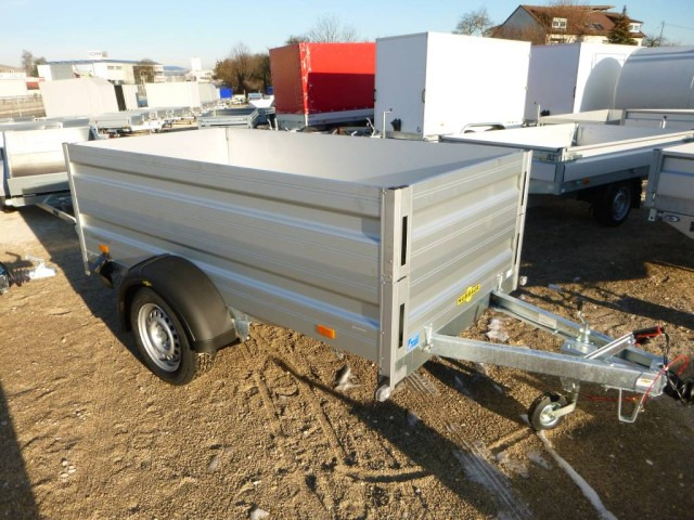Humbaur HA 132513 mit Bordwandaufsatz, 1300 kg, 2510 x 1310 x 350mm - Autó utánfutó: 1 kép. Humbaur HA 132513 mit Bordwandaufsatz, 1300 kg, 2510 x 1310 x 350mm - Autó utánfutó: 1 kép.