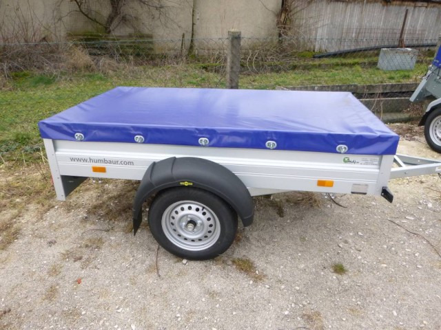 Humbaur HA 752111 mit Flachplane, 2050 x 1100 x 350 mm - Autó utánfutó: 3 kép. Humbaur HA 752111 mit Flachplane, 2050 x 1100 x 350 mm - Autó utánfutó: 3 kép.