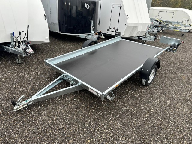 Neptun GN151, N7-255 multi, 750 kg 2550 x 1660 x 100 mm - Autó utánfutó: 1 kép. Neptun GN151, N7-255 multi, 750 kg 2550 x 1660 x 100 mm - Autó utánfutó: 1 kép.