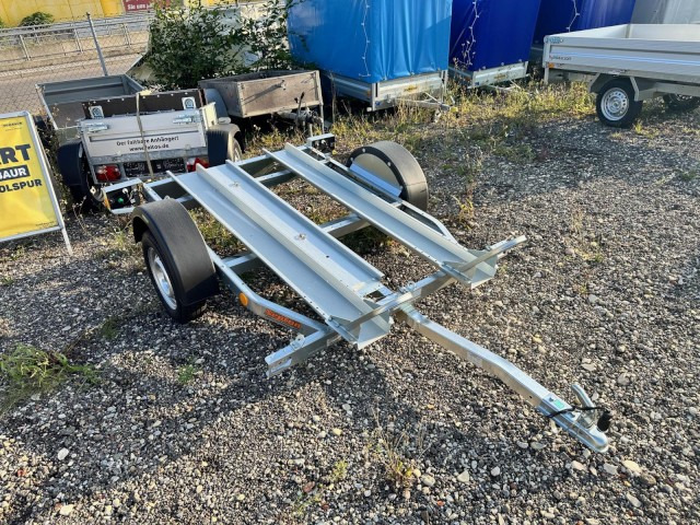 Neptun Motorradanhänger GN064, N6-220 pm2, 100 km/h 0,75 t. 2250 x 1300 x 31 mm - Motorszállító utánfutó: 1 kép. Neptun Motorradanhänger GN064, N6-220 pm2, 100 km/h 0,75 t. 2250 x 1300 x 31 mm - Motorszállító utánfutó: 1 kép.