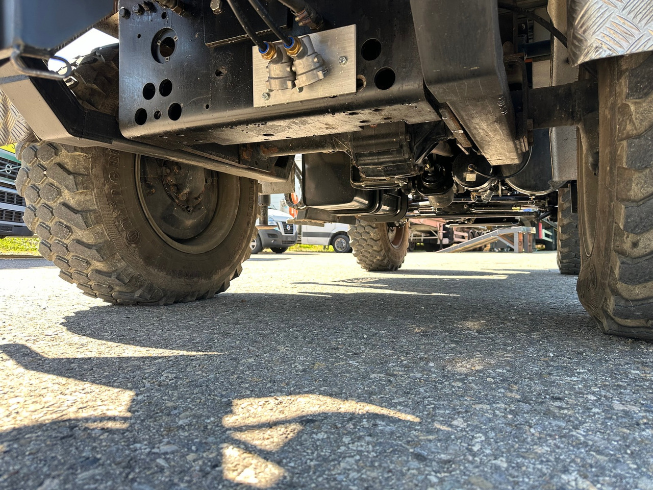 MERCEDES-BENZ MB Trac 700K Brücke-Kran-Seilwinde - Kommunális traktor: 5 kép. MERCEDES-BENZ MB Trac 700K Brücke-Kran-Seilwinde - Kommunális traktor: 5 kép.