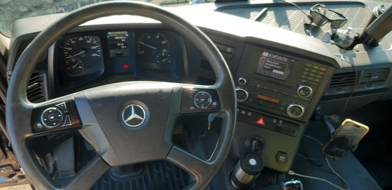Billenőplatós teherautó MERCEDES-BENZ AROCS 3245 8x4 Bordmatic THERMO CRAMARO AHK: 28 kép.