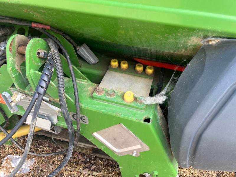 Amazone ZA-M 1500 Profis - Műtrágyaszóró: 3 kép. Amazone ZA-M 1500 Profis - Műtrágyaszóró: 3 kép.