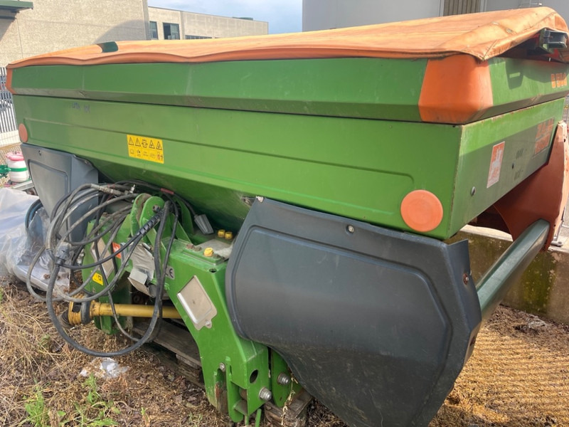 Amazone ZA-M 1500 Profis - Műtrágyaszóró: 4 kép. Amazone ZA-M 1500 Profis - Műtrágyaszóró: 4 kép.