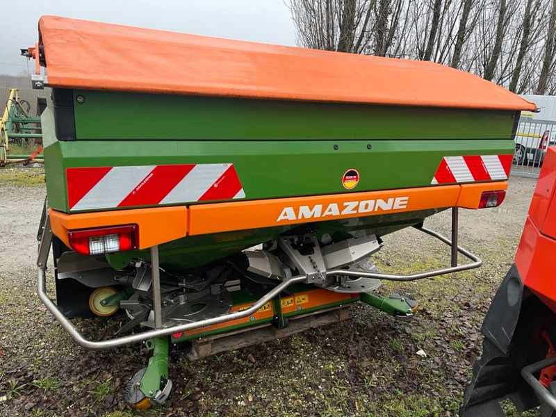 Amazone ZA-TS 1700 PROFIS TRONIC - Műtrágyaszóró: 2 kép. Amazone ZA-TS 1700 PROFIS TRONIC - Műtrágyaszóró: 2 kép.