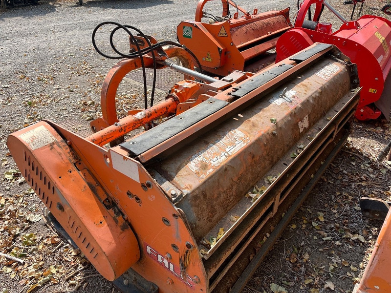 Falc AGILA 2300 - Szárzúzó: 3 kép. Falc AGILA 2300 - Szárzúzó: 3 kép.