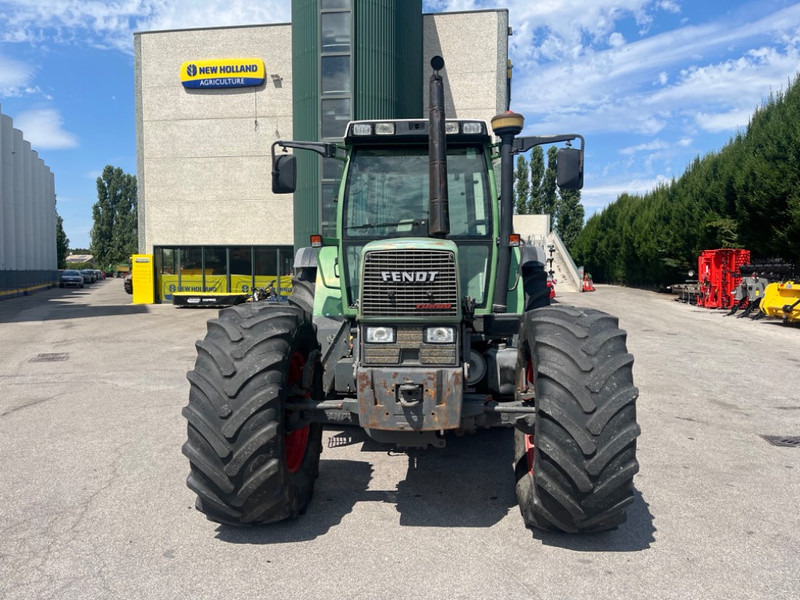Fendt Favorit 514 C - Traktor: 2 kép. Fendt Favorit 514 C - Traktor: 2 kép.