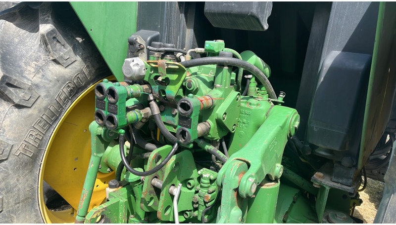 John Deere 6600 - Traktor: 4 kép. John Deere 6600 - Traktor: 4 kép.