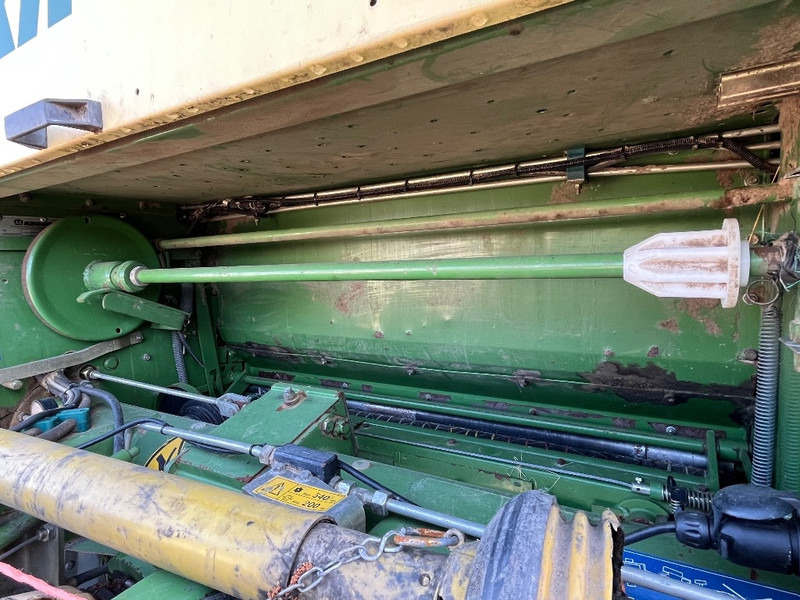 Krone Vario Pack 1800 - Bálázó: 5 kép. Krone Vario Pack 1800 - Bálázó: 5 kép.