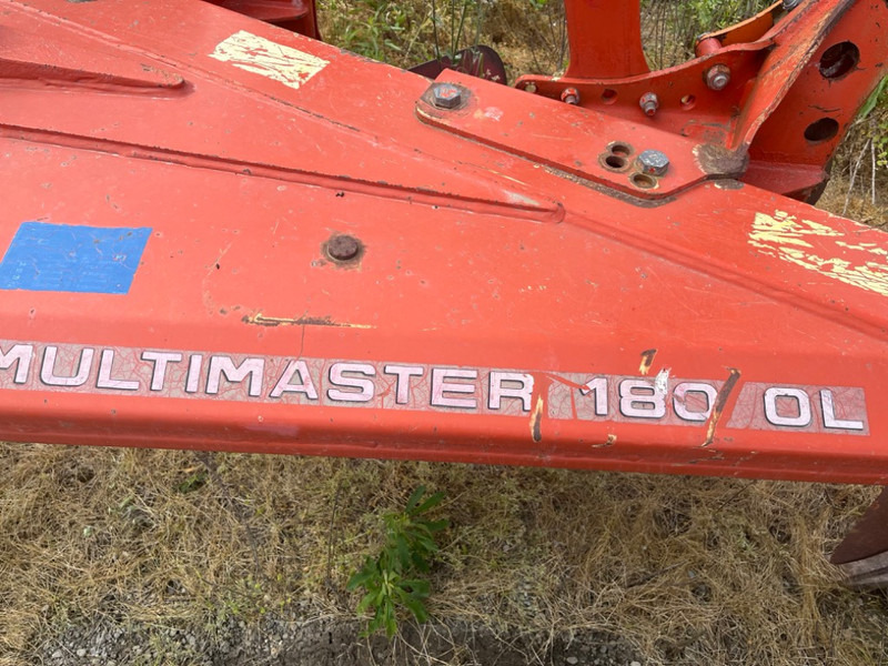 Kuhn MULTI-MASTER 180 OL - Eke: 3 kép. Kuhn MULTI-MASTER 180 OL - Eke: 3 kép.