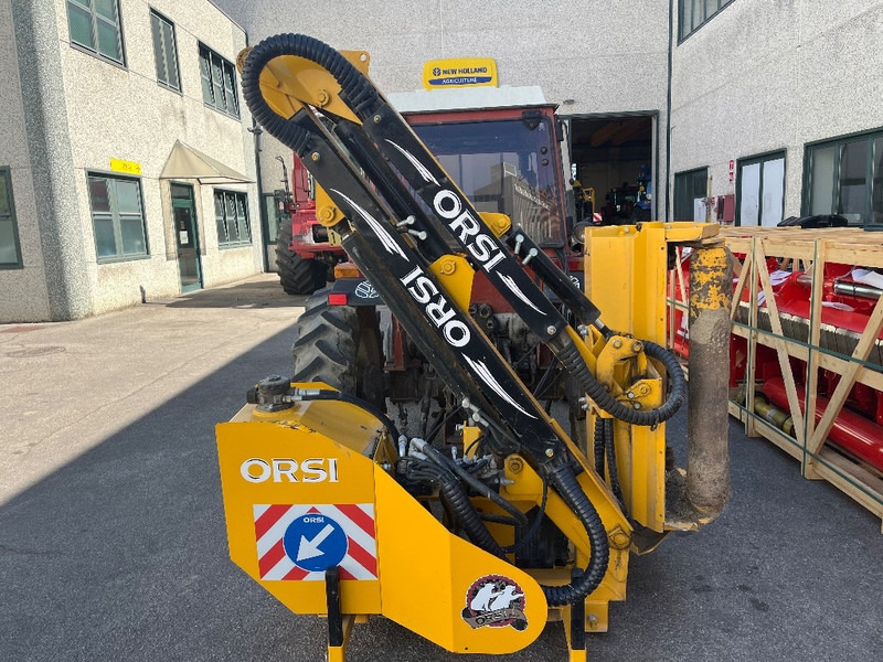 ORSI River 451 Vip - Rézsűkasza: 2 kép. ORSI River 451 Vip - Rézsűkasza: 2 kép.