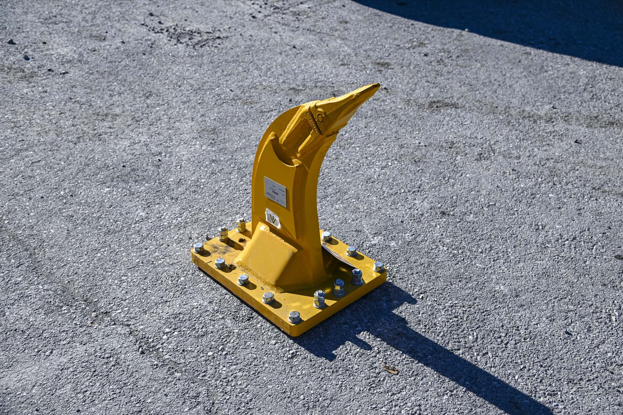 BAT BR04 - Lazító - Kotrógép: 4 kép. BAT BR04 - Lazító - Kotrógép: 4 kép.