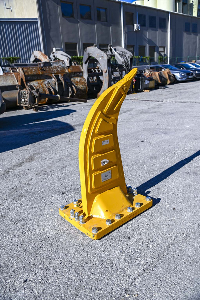 BAT BR06 - Lazító - Kotrógép: 5 kép. BAT BR06 - Lazító - Kotrógép: 5 kép.