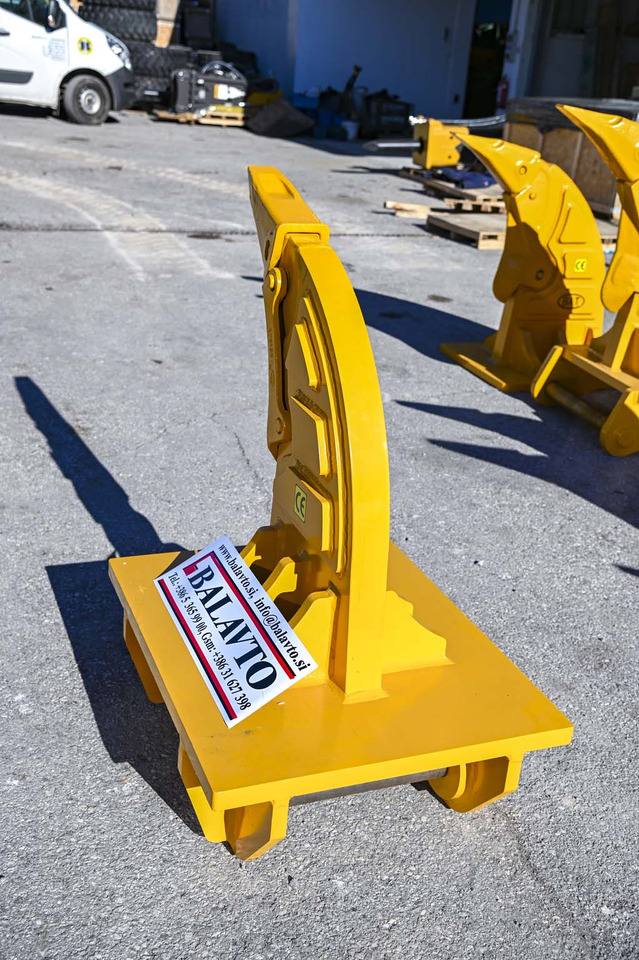 BAT BR10 - Lazító - Kotrógép: 1 kép. BAT BR10 - Lazító - Kotrógép: 1 kép.