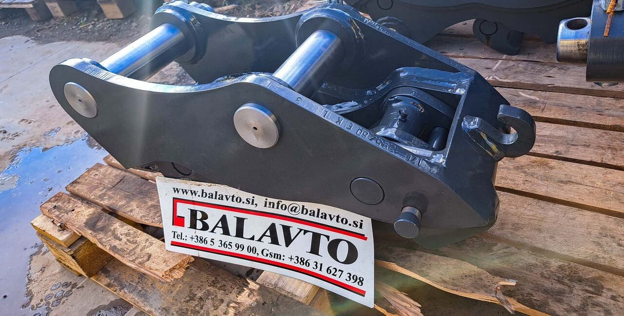 BQC 05 - Gyorscsatlakozó - Kotrógép: 5 kép. BQC 05 - Gyorscsatlakozó - Kotrógép: 5 kép.