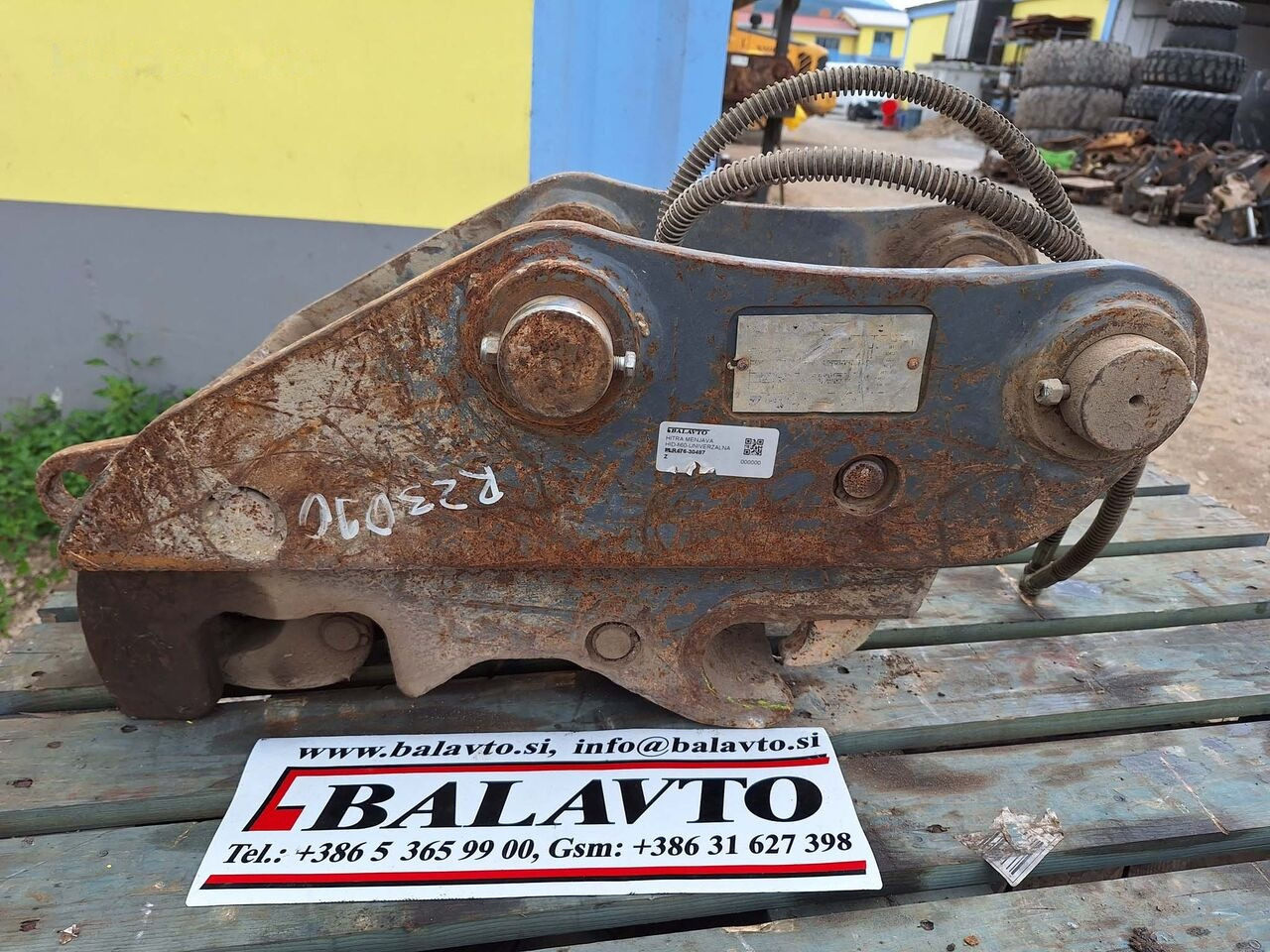 Hydraulic PLR476-30487 Volvo EC88 - Gyorscsatlakozó - Kotrógép: 1 kép. Hydraulic PLR476-30487 Volvo EC88 - Gyorscsatlakozó - Kotrógép: 1 kép.