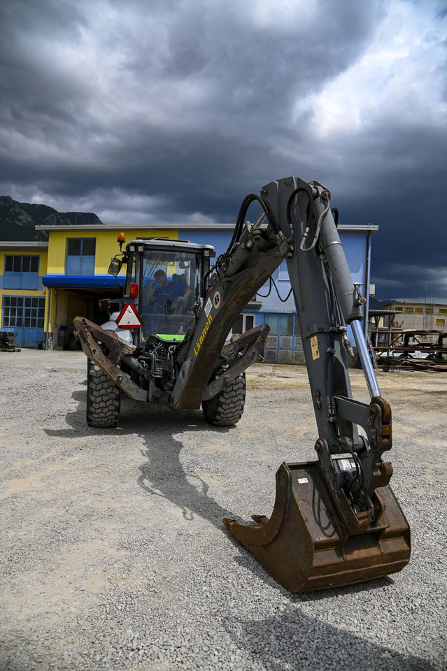 Lännen 8600E lízing Lännen 8600E: 6 kép.