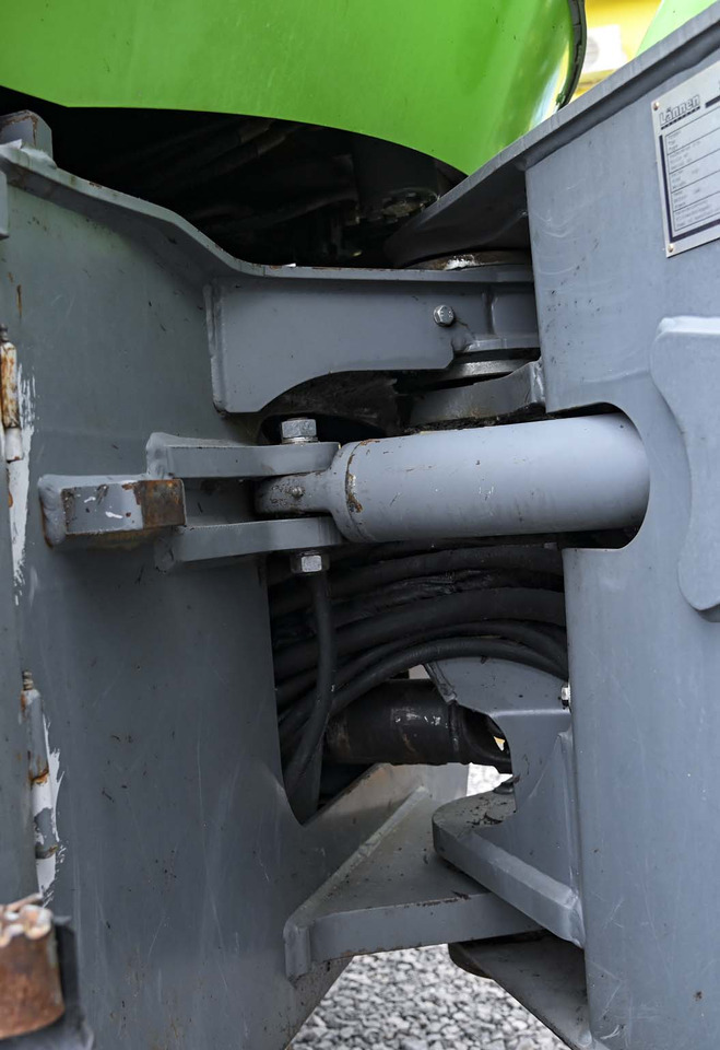 Lännen 8600E lízing Lännen 8600E: 38 kép.