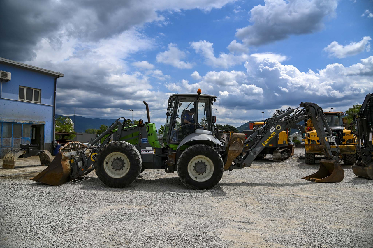 Lännen 8600E - Kotrórakodó: 3 kép. Lännen 8600E - Kotrórakodó: 3 kép.