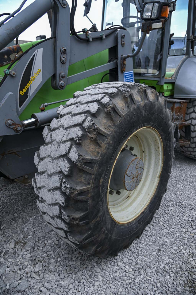 Lännen 8600E lízing Lännen 8600E: 20 kép.